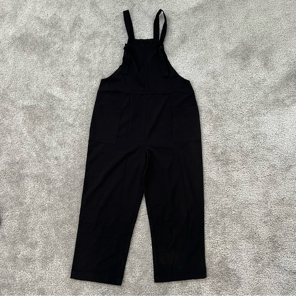 NWOT Shein Black Jumpsuit - Picture 3 of 9